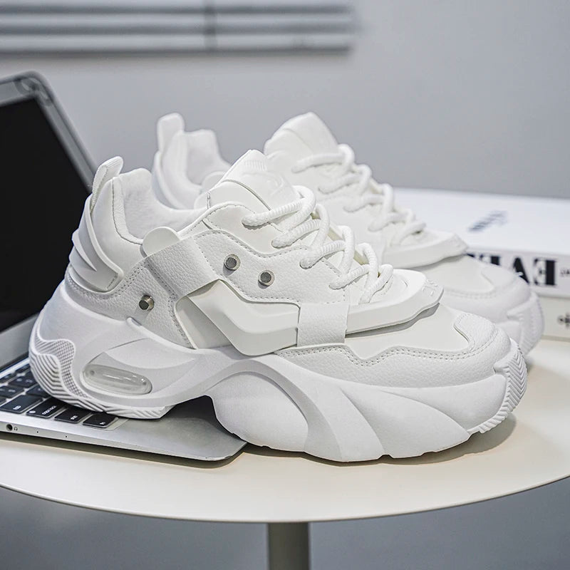 Fashionable Men's Casual Sports Shoes, with Thick Soles That Are Wear-Resistant and Height-Increasing, Comfortable and Breathable, Suitable for Both Sports and Leisure