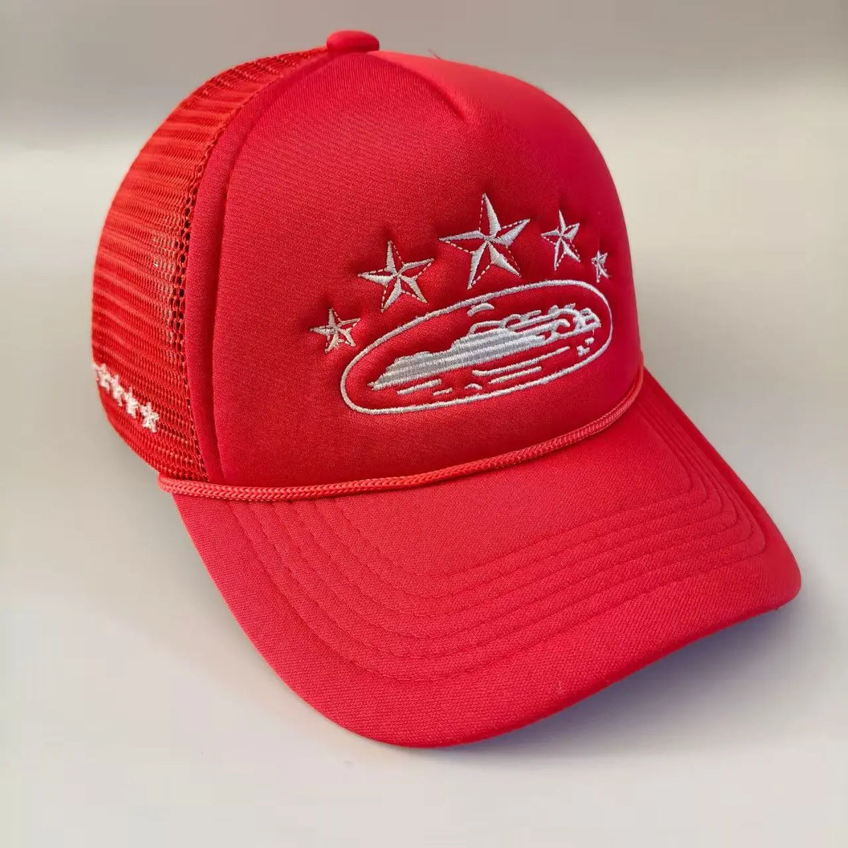 Fashionable and simple star-embroidered sponge baseball caps, men's and women's outdoor sports event mesh baseball caps