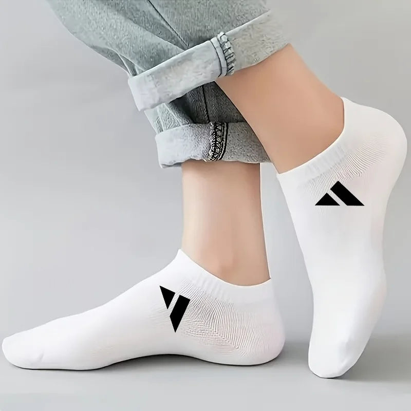 3 Pairs of Sports Socks, Comfortable Elastic Cuffs, Moisture Wicking, Breathable, Suitable for Daily Casual Sports