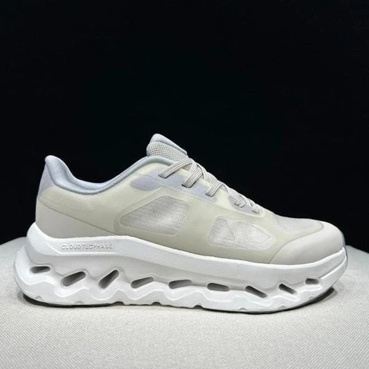 Lightweight Sport Shoes for Men and Women, Breathable Sneakers with Shock Absorbing Sole Casual fashion sneakers