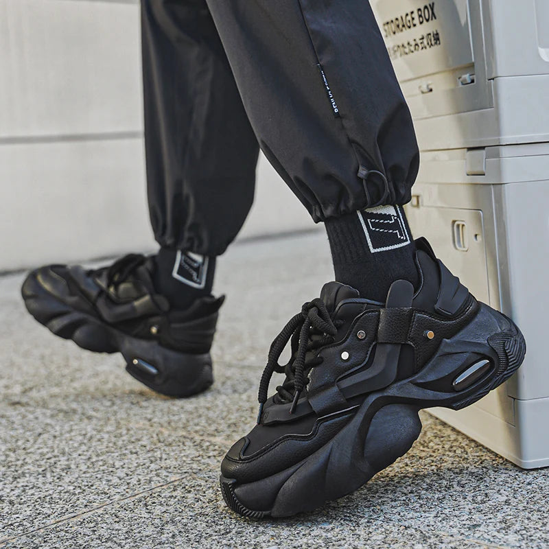 Fashionable Men's Casual Sports Shoes, with Thick Soles That Are Wear-Resistant and Height-Increasing, Comfortable and Breathable, Suitable for Both Sports and Leisure
