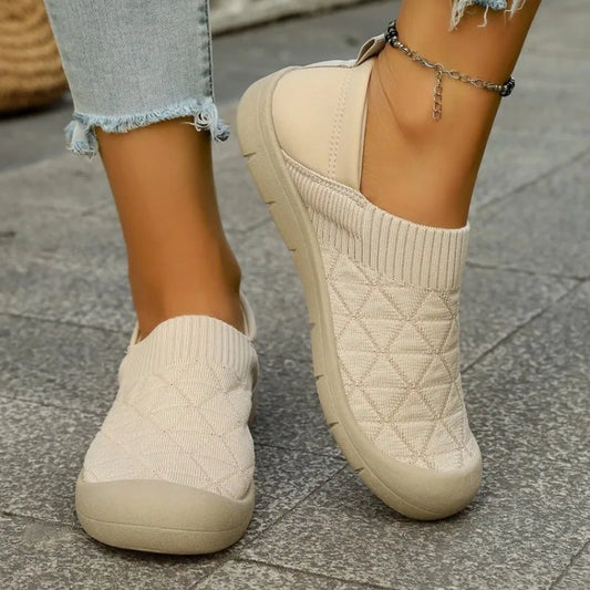 Women's casual sports shoes 2026 new multi-occasion can wear comfortable shoes light cloth home shoes