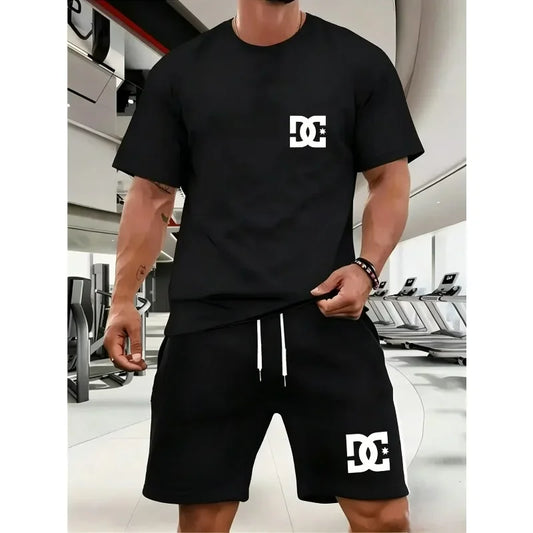 New summer fitness sportswear for men, short-sleeved T-shirt and shorts two-piece set, breathable and quick-drying casual wear.