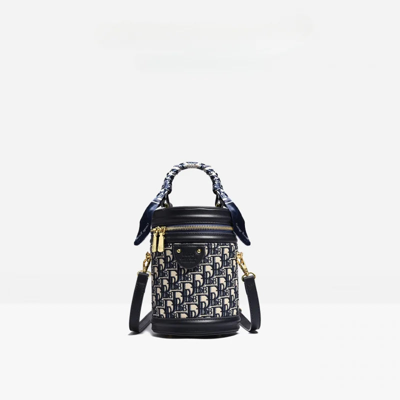Elegant and versatile cylindrical bag 2026 New autumn and winter fashion simple bucket bag for women, popular crossbody bag