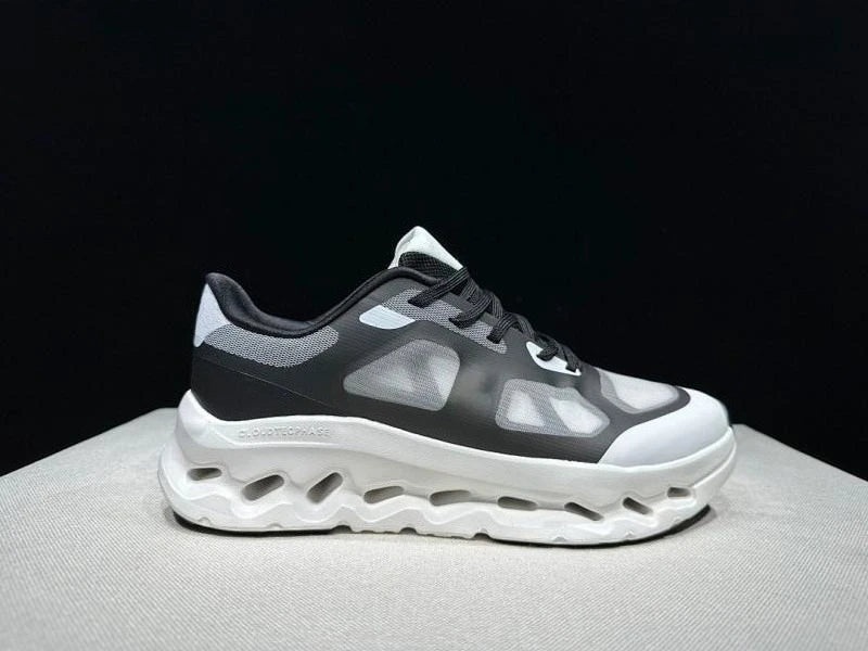 Lightweight Sport Shoes for Men and Women, Breathable Sneakers with Shock Absorbing Sole Casual fashion sneakers