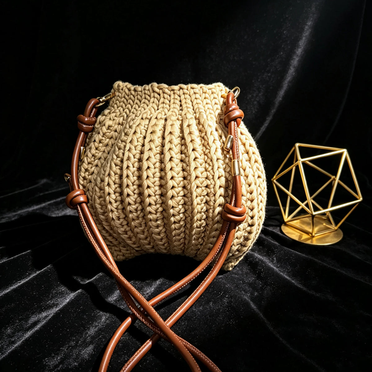 Women's Handbags, Beach Bags, Commuter Bags, Bohemian Style Bags, Hawaiian Travel Bags, Portable Bags