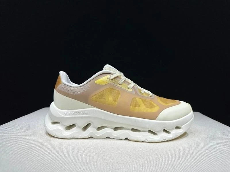 Lightweight Sport Shoes for Men and Women, Breathable Sneakers with Shock Absorbing Sole Casual fashion sneakers